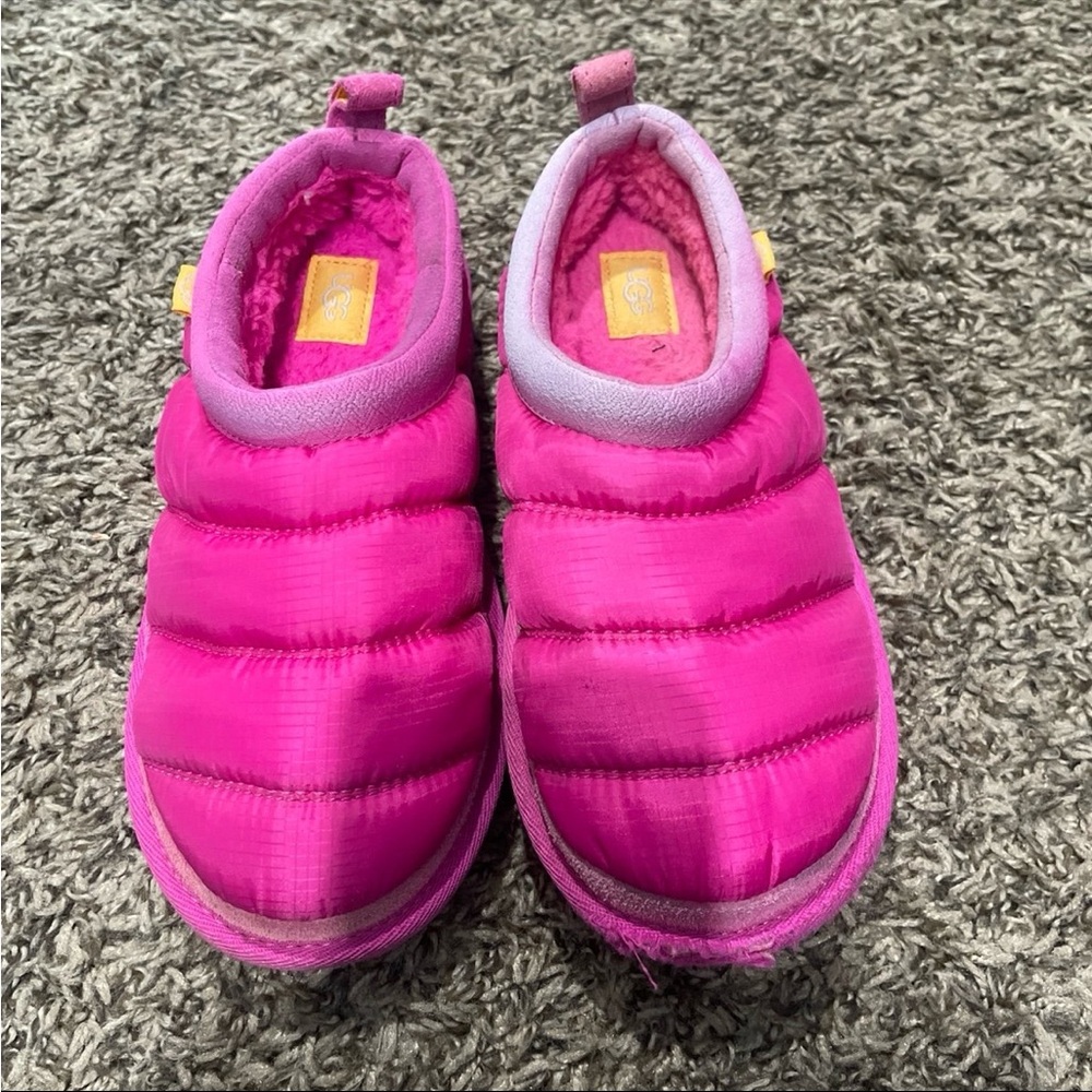 UGG Tasman Puffer slip ons kids shoes kids size 2